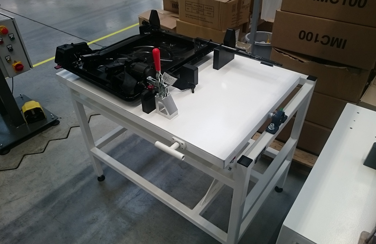 backrest mounting table with turntable